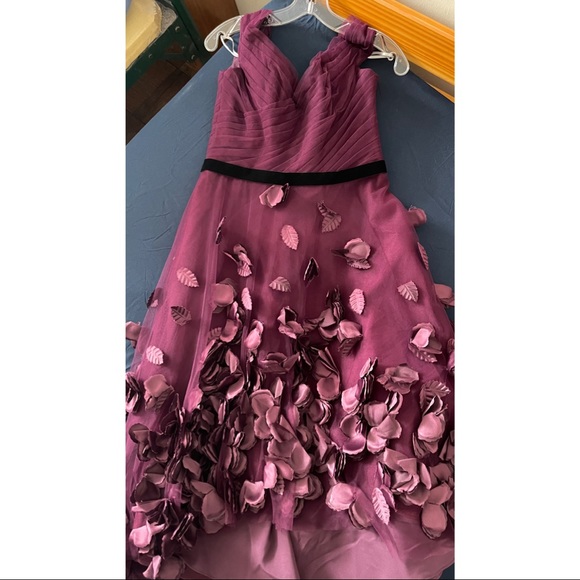 MARCHESA NOTTE Off-Shoulder High-Low Dress w/ 3D Flowers Size 8 - Picture 4 of 5